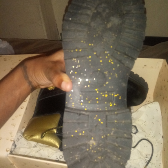 Timberland Woman Premium Limited Edition Champagne - Picture 2 of 6